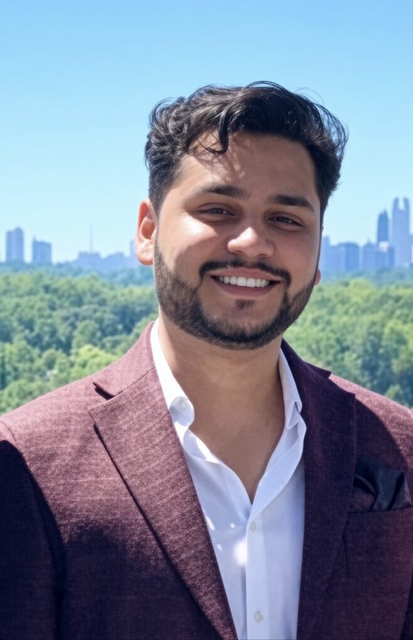 Portrait of Puru Gaur, founder of Gaur Education Partners